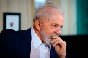 Read more about the article MPF pede absolvição de Lula em processo em que era acusado de favorecer montadoras