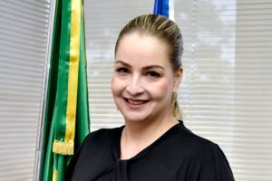 Read more about the article Malas Prontas | De saída do PSC, Carol Braz procura sigla que não seja ‘extrema’ Direita ou Esquerda