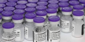 Covid-19 | Anvisa autoriza vacina da Pfizer para adolescentes a partir dos 12 anos