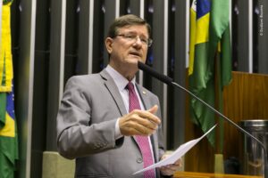 Leia mais sobre o artigo Zé Ricardo aciona TCE, MPE e MPC para impedir que Prefeitura utilize recursos públicos na realização da “Motociata com Bolsonaro”