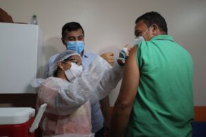 Leia mais sobre o artigo Vacina Amazonas: Mutirões irão ocorrer em 15 postos espalhados em cinco municípios
