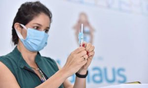 Leia mais sobre o artigo Manaus recebe 58 mil doses e Prefeitura amplia postos de vacinação contra a Covid-19