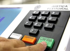 Leia mais sobre o artigo Opinião | Câmara aprova texto-base de projeto que define novo Código Eleitoral