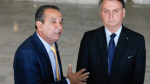 Read more about the article Malafaia promete denúncia “arrasa quarteirão” contra dois ministros de Bolsonaro