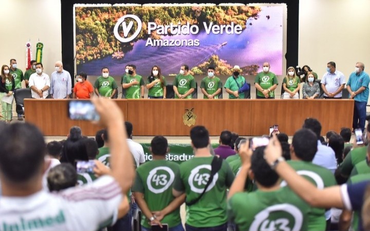 You are currently viewing Roberto Cidade assume oficialmente o comando do Partido Verde no Amazonas