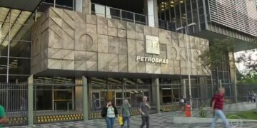 Petrobras não atenderá demanda por combustíveis em novembro