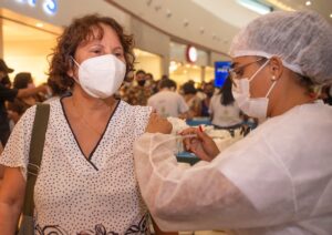 Read more about the article Covid-19 | Manaus contará com 54 pontos de vacinação até sexta, (12)