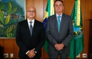 Leia mais sobre o artigo Bolsonaro marca filiação no PL para a próxima terça-feira