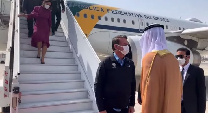 You are currently viewing Bolsonaro chega a Dubai