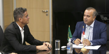 Prefeito reúne com ministro do Desenvolvimento Regional e alinha liberação de verba para Manaus