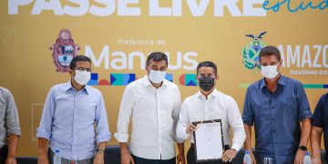 David Almeida e Wilson Lima assinam convênio histórico do “Passe Livre” para estudantes de Manaus