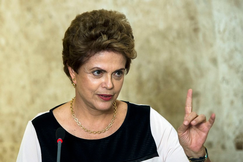 Dilma Rousseff é excluída de jantar para Lula