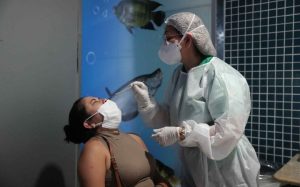 Read more about the article Governo do Amazonas intensifica vacinação e testagem contra a Covid-19 na capital
