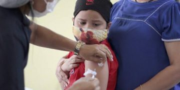 Prefeitura amplia vacinação contra a Covid-19 para novos grupos de crianças