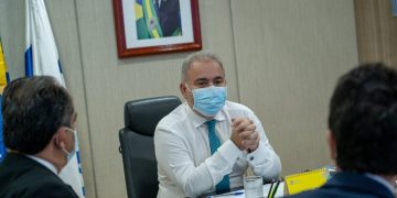 Queiroga diz que autoteste “diminuirá pressão” sobre sistema de saúde