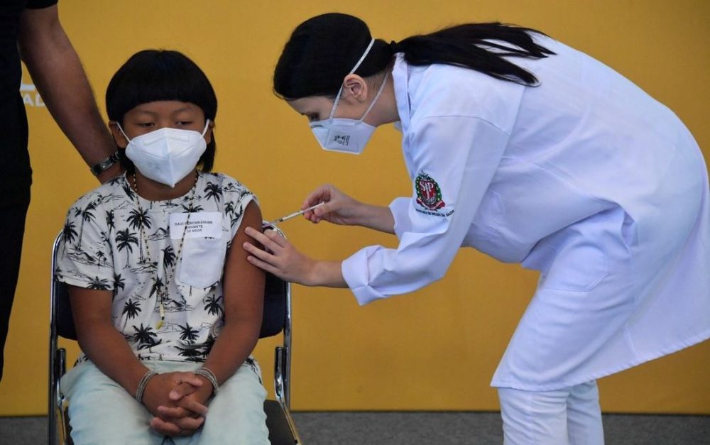 You are currently viewing Criança indígena é primeira a ser vacinada no Brasil contra a Covid-19