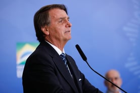You are currently viewing EUA alertam Brasil sobre riscos de viagem de Bolsonaro à Rússia