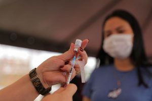 Read more about the article Campanha ‘Pra Sambar Tem que Vacinar’ acontece em oito escolas de samba da capital neste sábado, (5)