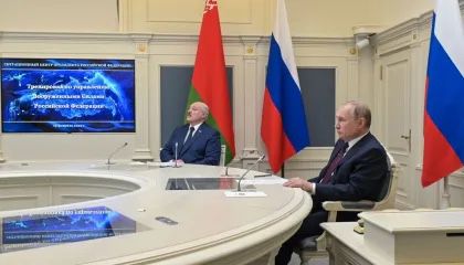 You are currently viewing Putin acompanha exercícios militares nucleares com mísseis balísticos