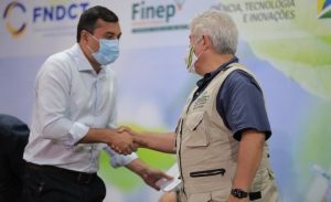 Leia mais sobre o artigo Wilson Lima destaca investimentos da Fapeam em bioeconomia, em evento com ministro Marcos