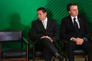 Read more about the article Mourão confirma que não será vice de Bolsonaro nas eleições de 2022