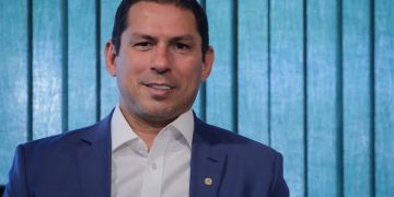 Marcelo Ramos anuncia cerimônia de filiação ao PSD nesta quarta-feira