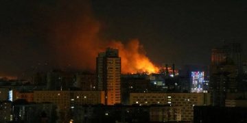Novas explosões em Kiev