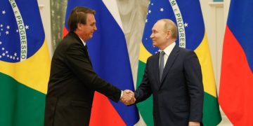 Decreto de Putin lista os “países hostis” à Rússia (o Brasil está fora dela)