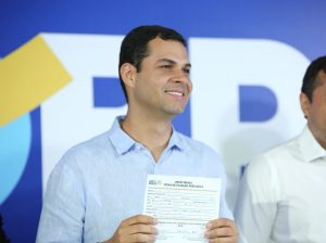 Leia mais sobre o artigo Em ato de filiação, União Brasil lança Saullo Vianna como pré-candidato a deputado federal