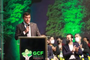 Leia mais sobre o artigo Wilson Lima convida investidores a conhecer a Amazônia, durante abertura da 12ª Reunião Anual do GCF