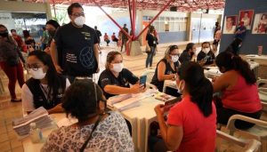 Read more about the article Balanço do Auxílio Estadual Permanente aponta 278.502 cartões entregues no Amazonas