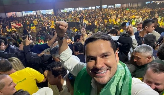 You are currently viewing Capitão Alberto Neto faz coro ao movimento nacional “filia Brasil”, do Partido Liberal