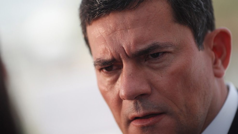 You are currently viewing Bolsonaro e Lula “nos direcionam ao abismo”, diz Moro