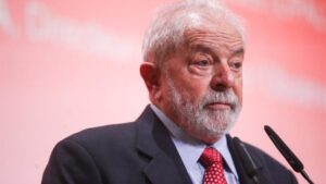 Leia mais sobre o artigo Lula volta a defender manifestações nas casas dos deputados: “qual o mal nisso?”