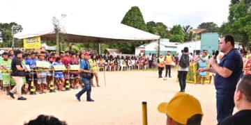 Roberto Cidade participa de entrega de obras e abertura da 1ª Olimpíada Indígena Saterê Mawé, em Maués