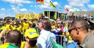 Leia mais sobre o artigo Bolsonaro participa de ato em Brasília