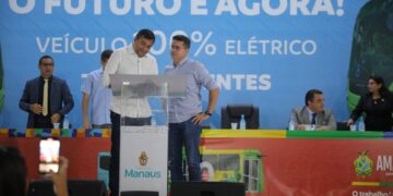 Wilson Lima anuncia repasse de R$ 34,9 milhões para a Prefeitura de Manaus adquirir 12 ônibus elétricos