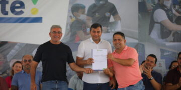 Wilson Lima firma convênio de R$ 7,1 milhões com Prefeitura de Urucurituba para recuperar sistema viário da cidade