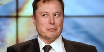 Musk suspende “temporariamente” compra de Twitter