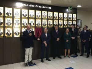 Read more about the article Conselheiro Mario de Mello é homenageado com foto na Galeria de Presidentes do TCE-AM