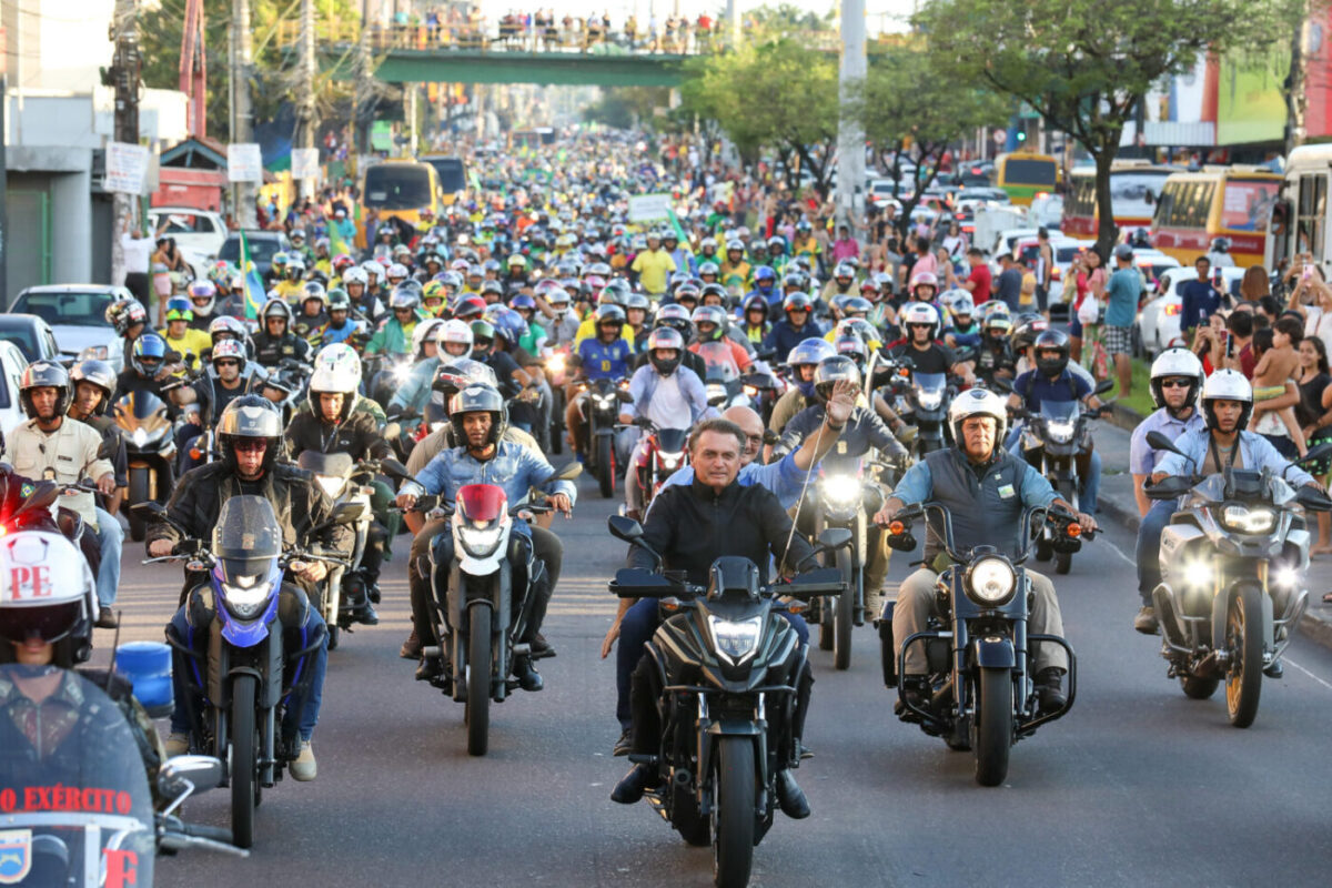 You are currently viewing Opinião | Motociata de Bolsonaro em Manaus reúne mais de 12 mil motos e carros