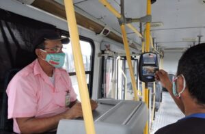Read more about the article Prefeitura de Manaus emite nota de esclarecimento e diz que não extinguirá cobradores em nova lei de transportes