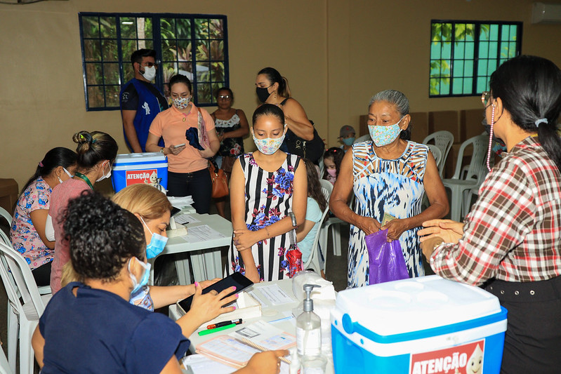 Você está visualizando atualmente Prefeitura oferta 53 pontos de vacinação contra a Covid-19 em Manaus nesta semana