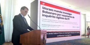 Leia mais sobre o artigo Em reunião com embaixadores, Bolsonaro ataca TSE, distorce dados da PF e insiste em fraude nas urnas