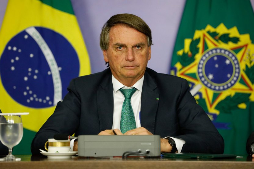 You are currently viewing ‘Vou dar a Zelensky a solução para a guerra’, diz Bolsonaro