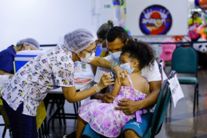 Leia mais sobre o artigo Mais de 900 crianças de 3 e 4 anos de idade já receberam a vacina contra a Covid-19 em Manaus