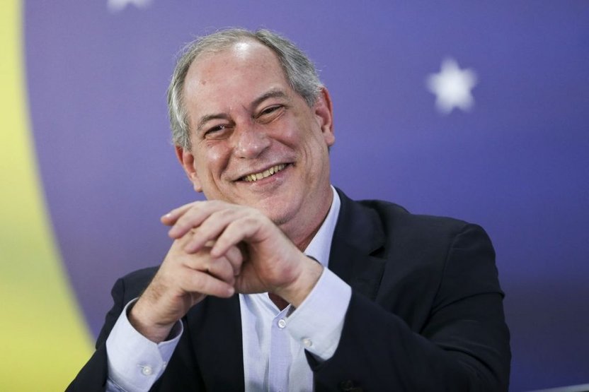 You are currently viewing Ciro Gomes define data de candidatura
