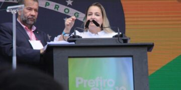 Carol Braz chega fortalecida de Brasília e marca data de convenção no AM