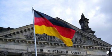 Alemanha investiga casos de mulheres que foram drogadas em festa do partido do governo