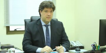 Conselheiro do TCE-AM suspende pregões em Coari e Envira